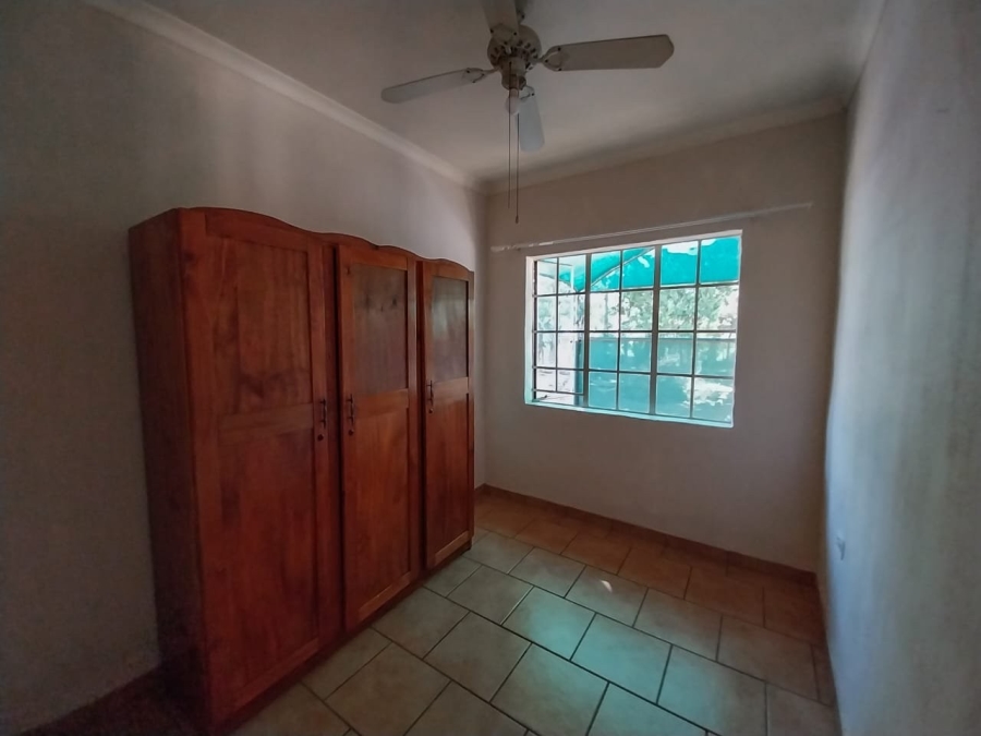To Let 2 Bedroom Property for Rent in Broederstroom North West